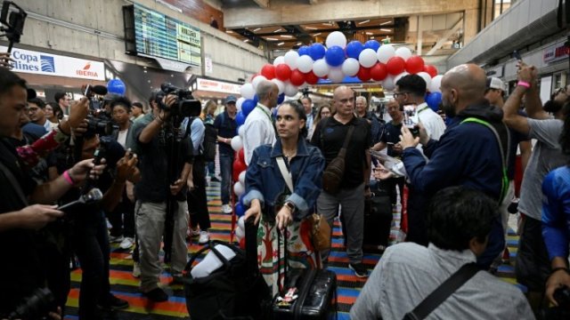 Po siedmich rokoch pristál v Caracase prvý priamy let USA–Venezuela: