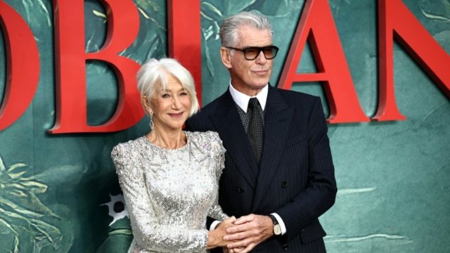 Pierce Brosnan a Helen Mirren sa vracajú v 2. sérii kriminálnej drámy MobLand:
