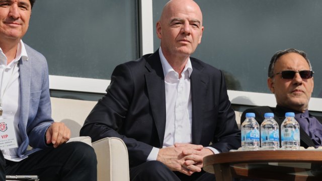 Africká futbalová konfederácia (CAF) podporí Gianniho Infantina pri opätovnej kandidatúre na prezidenta FIFA v roku 2027.