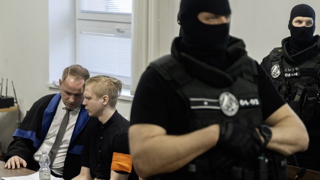 V kauze útoku na gymnáziu v Spišskej Starej Vsi, pri ktorom zomreli dve osoby