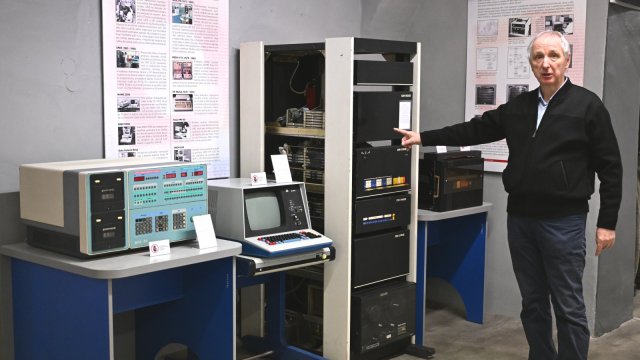 STM v Košiciach otvára výstavu Extrapolácie 2026, ktorá mapuje históriu výpočtovej techniky na Slovensku od roku 1956.