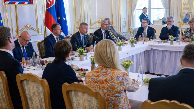 Prezident Peter Pellegrini avizoval, že vymenovanie nových veľvyslancov