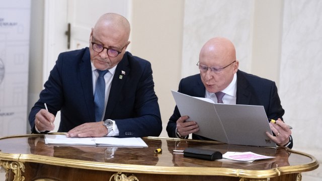 Slovensko preberá 100 % kontrolu nad JESS: štátna JAVYS odkúpi 49 % podiel od ČEZ